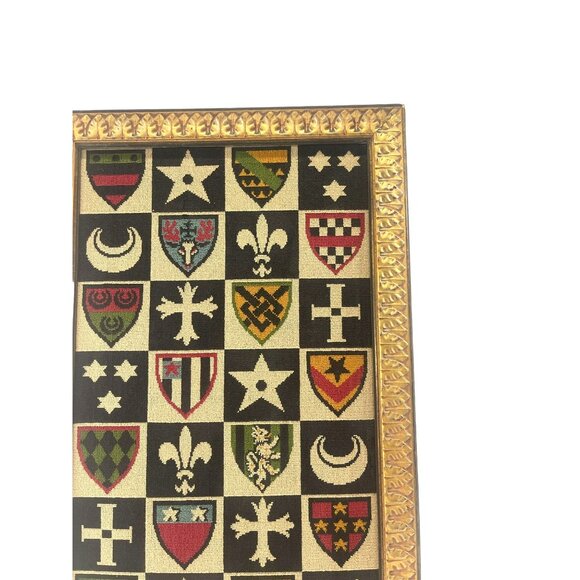 Medieval Heraldry Shield Needpoint Vintage, Framed - Picture 7 of 9